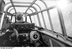 Bundesarchiv_Bild_101I-405-0555-34,_Flugzeug_Messerschmitt_Me_110,_Cockpit.jpg