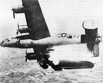 B-24 alcanzado por la Flack sobre Italia. Un solo superviviente 002.jpg