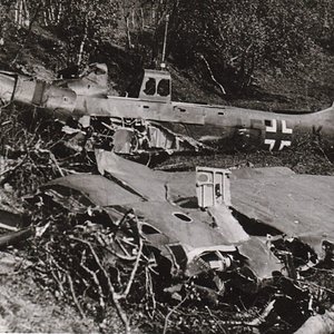 Ju_87_crash_Norway_1940