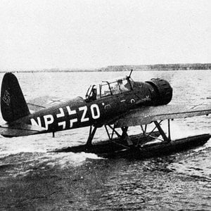 1-Arado-Ar-196A-