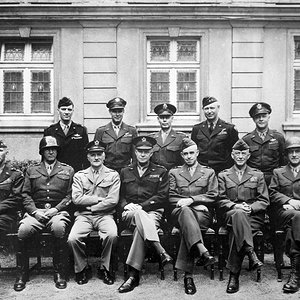 American_World_War_II_senior_military_officials_1945