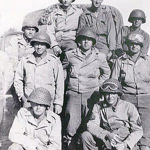 Audie-Murphy-group_pic