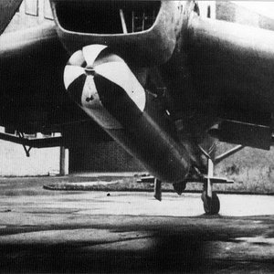 1-Ju-87V25-Stuka-Stammkennzeichen-_BK_EF_-WNr-48928-LT-5w-torpedo-2x300-lit