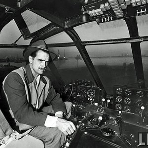 H-4_Cockpit