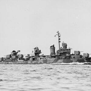USS_Nicholas_(DD-449)_during_trials_on_28_May_1942_e1