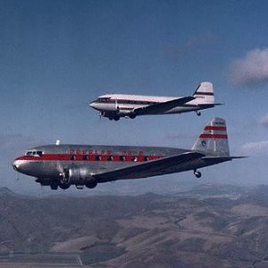 Douglas DC-3 (C-47) and DC-2