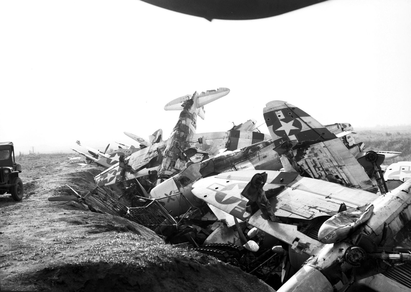 Crashed and scrapped P-47s
