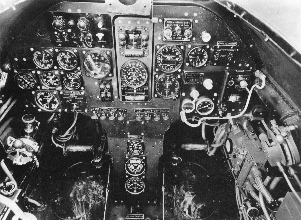 Dewoitine D.520 cockpit