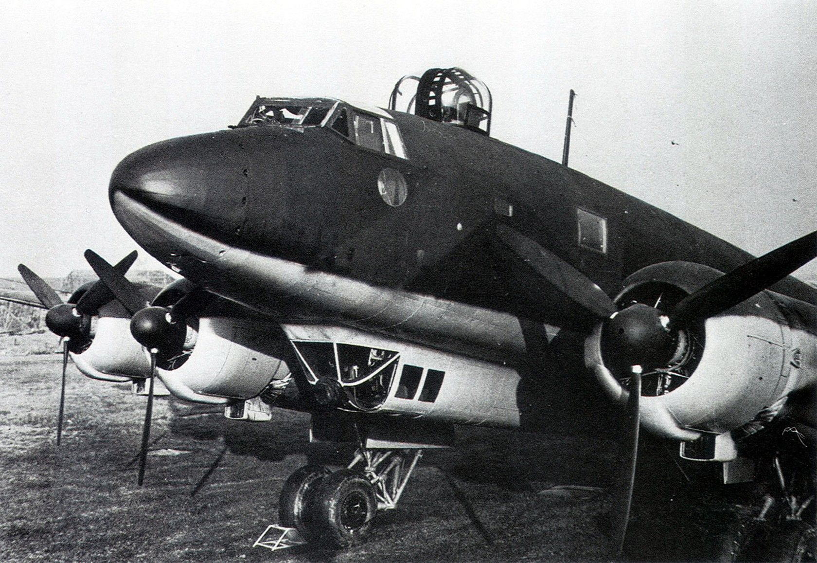 Fw-200C-Condor-forward-HDL-151-turret