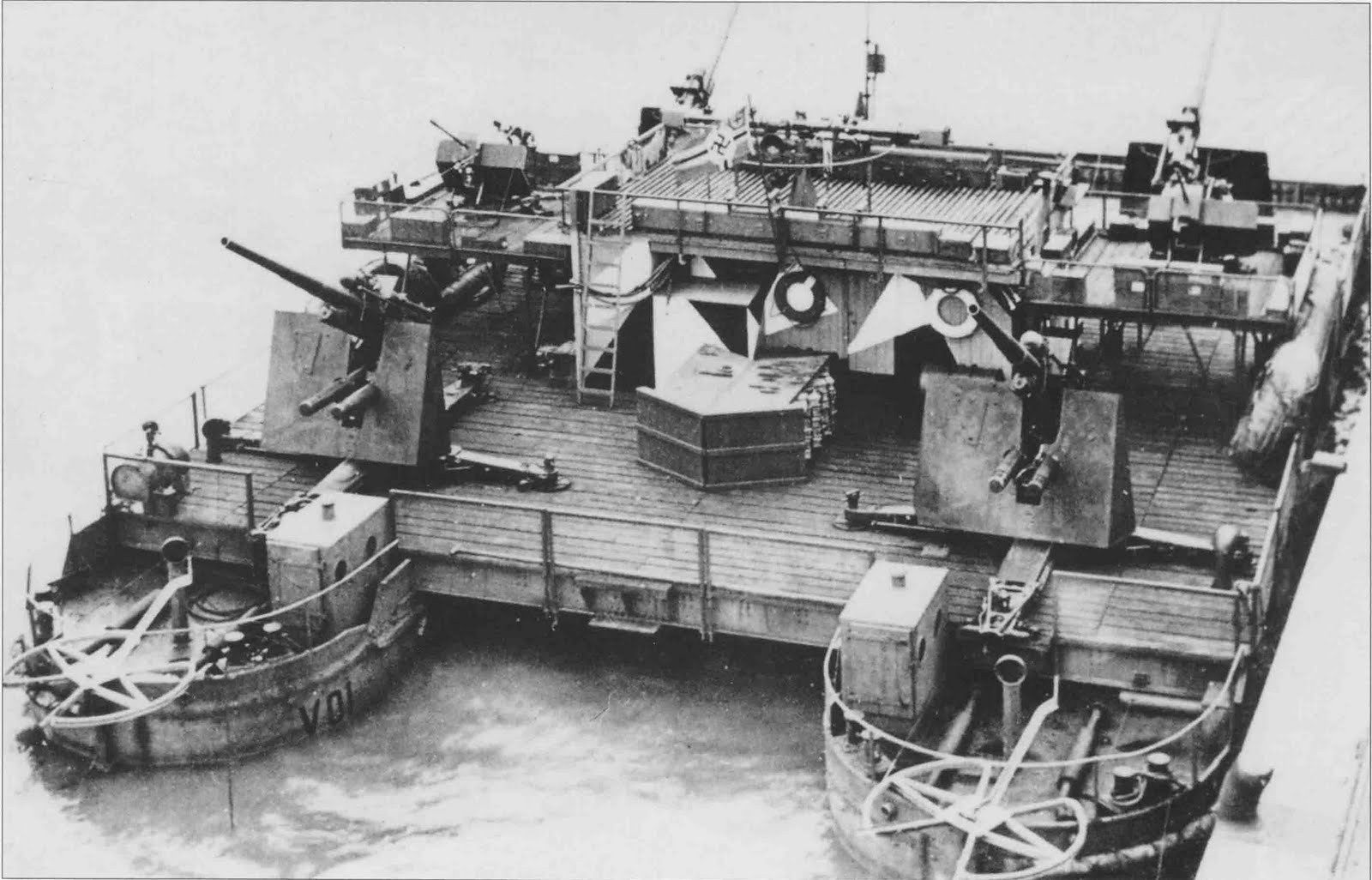 German_ferry_artillery_support_Siebel